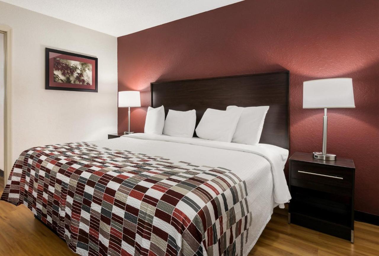 Red Roof Inn & Suites Knoxville East Bagian luar foto