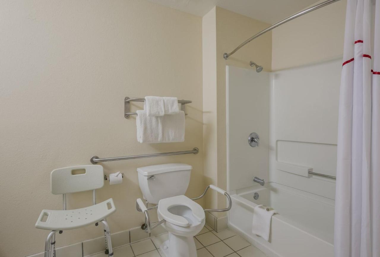 Red Roof Inn & Suites Knoxville East Bagian luar foto